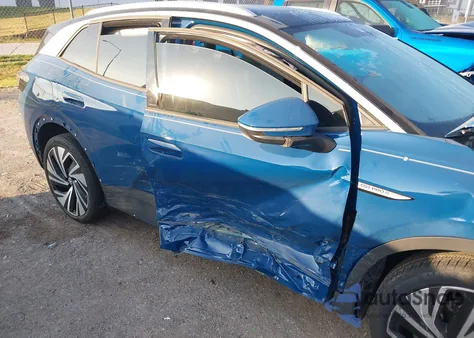 2025 Volkswagen Id.4 Pro S Plus z USA, uszkodzony, nr VIN 1V2JSPE89SC009236